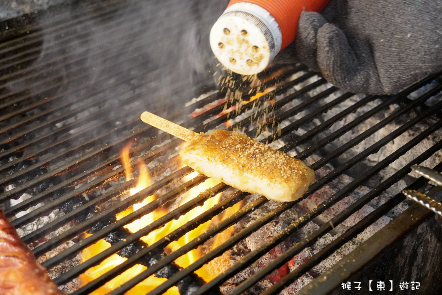 網站近期文章：[台中] 林霸烤肉 傳統木炭現點現烤 近旱溪夜市的平價排隊美食宵夜