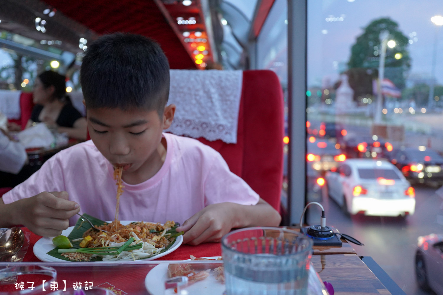 網站近期文章：[泰國] 曼谷豪華觀光巴士美食之旅 享受米其林必比登美食、泰國傳統點心 曼谷20個知名景點超級享受